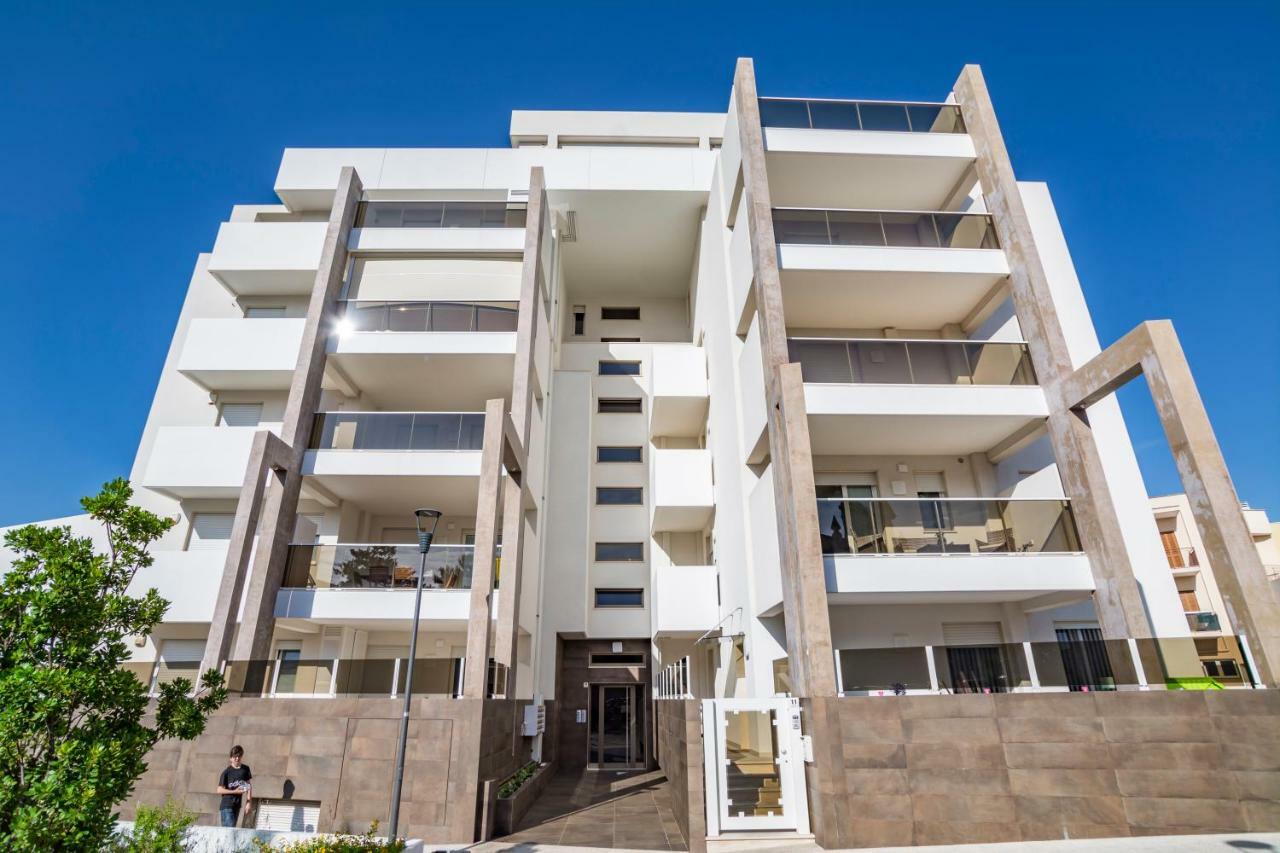 Wepuglia - La Casa Del Cardinale Apartment Монополи Екстериор снимка